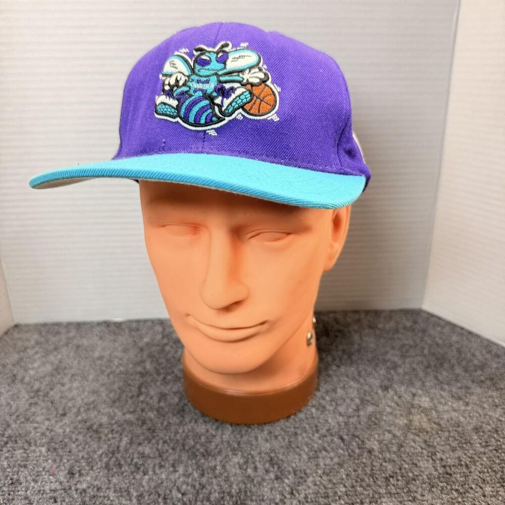 Vintage Charlotte Hornets Hat Cap Snap Back One Size Purple NBA Mitchell & Ness